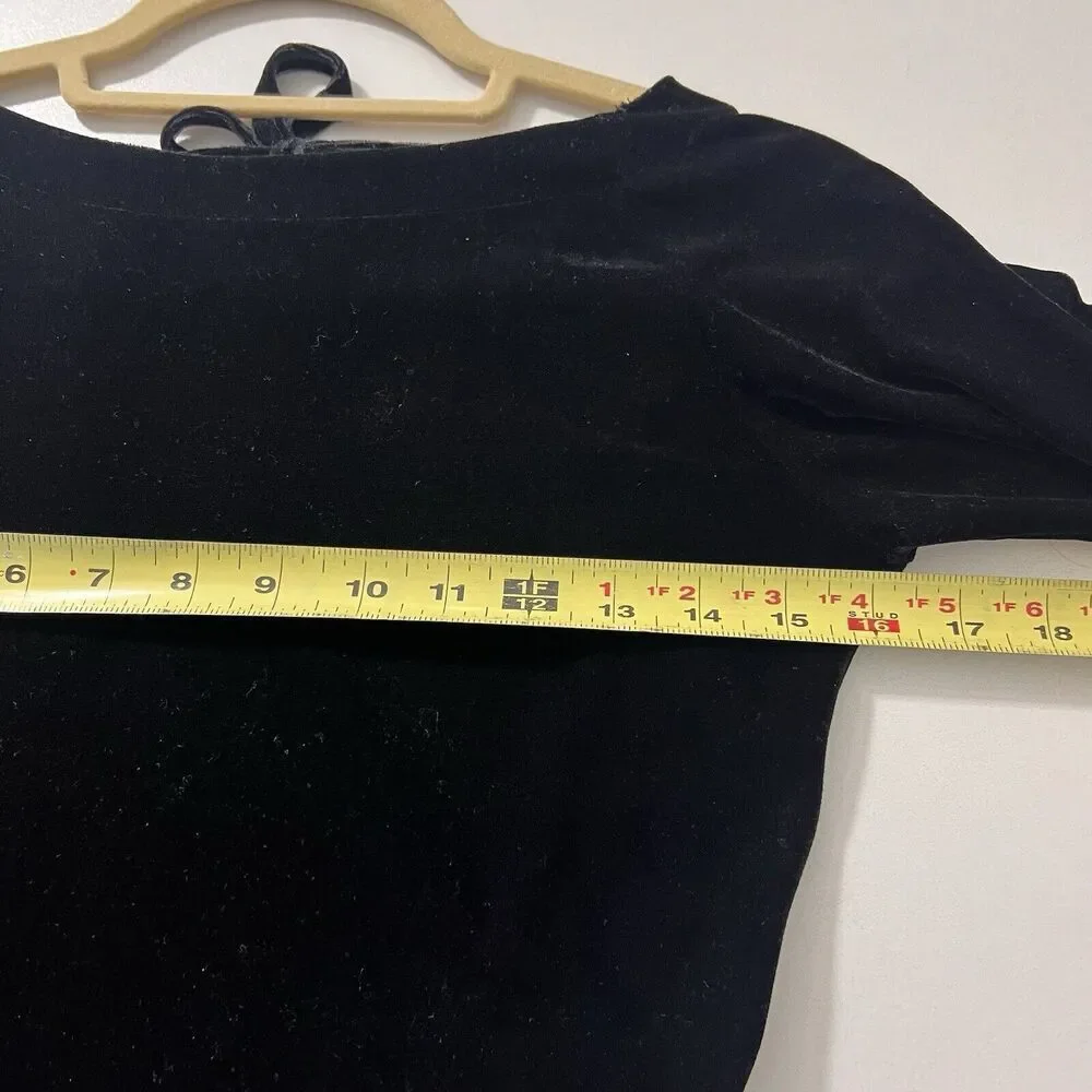 Farm Rio Bodysuit Women’s M‎ Black Velvet Open Back Long Sleeve
